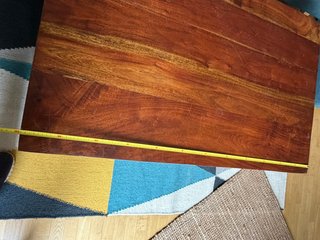 Mesa de Salón de Madera Maciza