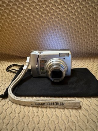 Fotocamera Digitale NIKON Coolpix L1