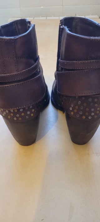 Botines de piel marrones