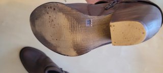 Botines de piel marrones