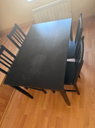Conjunto Mesa y 4 Sillas Ikea