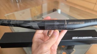 Manillar Carbono FSA KFX ICR Di2 760mm