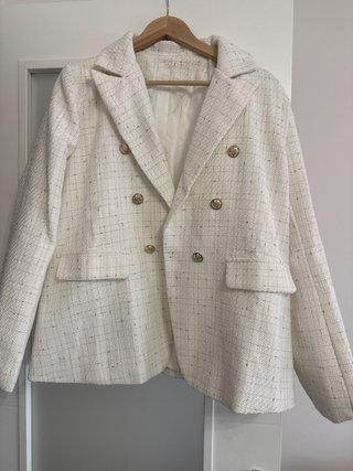 Chaqueta tweed dorada y blanca