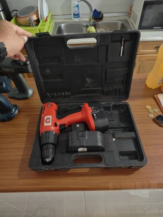 Taladro Atornillador Eléctrico con Maletín