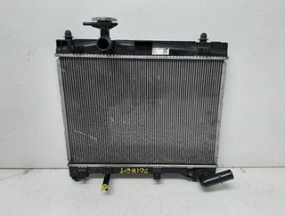 Radiador de agua mf4221746373 toyota yaris 1157860