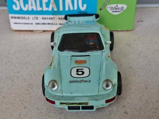 SCALEXTRIC PORSCHE 911 CARRERA RS