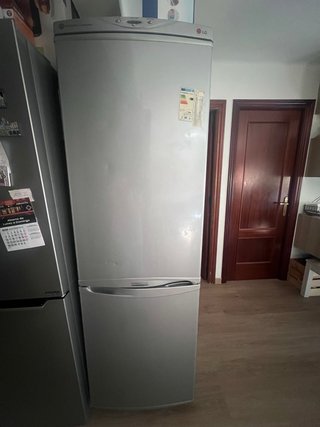 Nevera con congelador LG