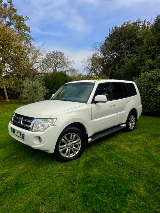 Mitsubishi Montero 2014