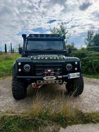 Land Rover Defender 2002