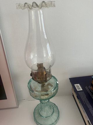 Quinqué de cristal antiguo