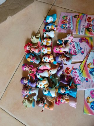Colección Figuras Magiki