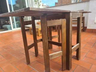 Mesa de jardín de madera