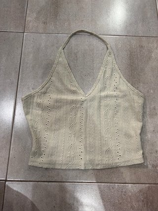Top de tirantes verde con bordados