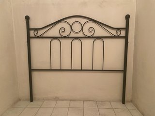 Cabecero de cama.