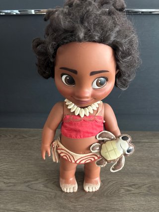 Muñeca Vaiana Disney bebé con tortuga