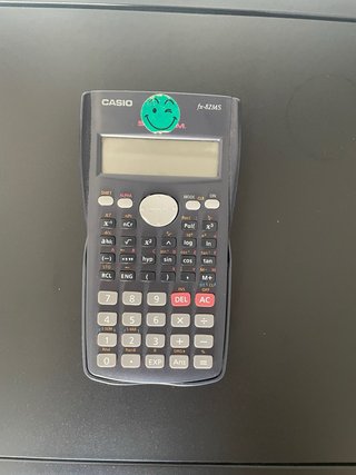 Calculadora Científica Casio fx-82MS