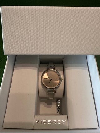Reloj Viceroy Mujer Analógico Dorado y Plateado