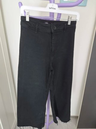 Pantalón vaquero negro