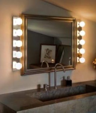 Lámpara de espejo estilo camerino. Nueva
