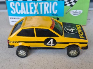 SCALEXTRIC FORD FIESTA