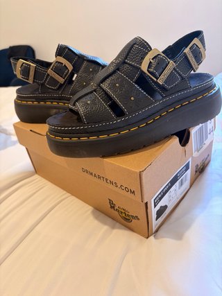 Sandalias Dr. Martens Plataforma Negras Talla 38