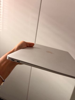 MacBook Air M1 2020
