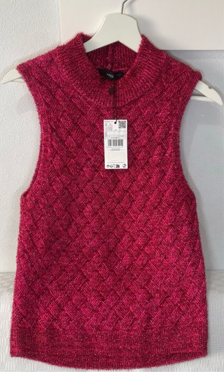 Chaleco NUEVO de punto fucsia lúrex Mango talla L