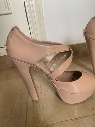 Tacones Beige con Plataforma