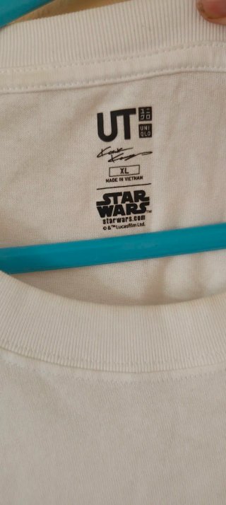 Camiseta Uniqlo UT Star Wars El Imperio Contraatac