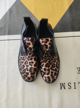 Zapatos leopardo talla 38