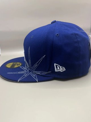 Gorra New Era 7 1/4 59FIFTY Dodgers Solar Stars