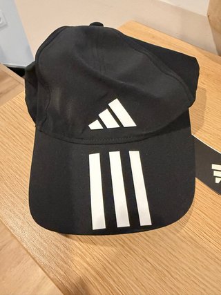 Gorra Adidas Negra