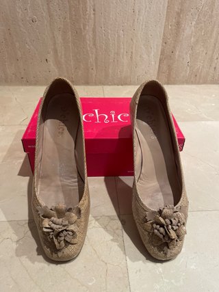 Zapatos D'chicas Beige Mujer