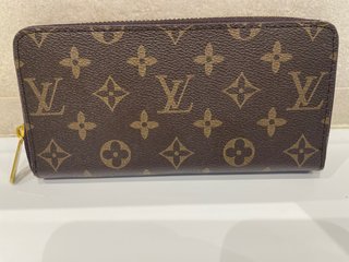 Cartera Monogram Marrón