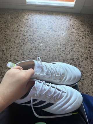 Botas de fútbol Adidas Blancas