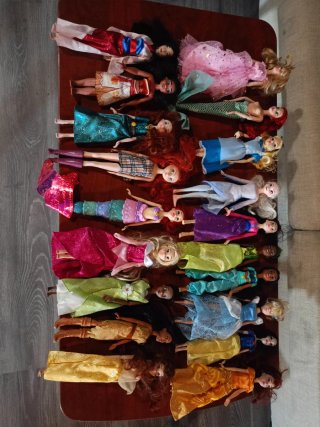 Lote de 20 Muñecas Princesas Disney
