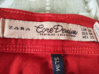 Pantalón Zara Rojo