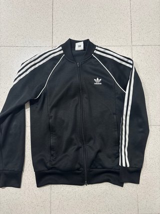 Sudadera Adidas Negra con Rayas Blancas