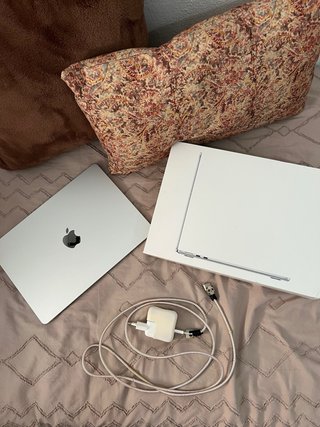 MacBook Air M2 (2022) 13.6"Impoluto.