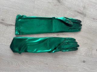 Guantes largos verdes brillantes