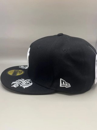Gorra New Era 7 1/4 59FIFTY Yankees Swirl Edition