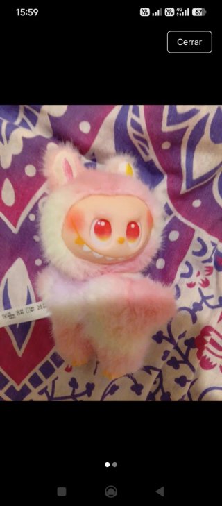 Labubu rosa peluche
