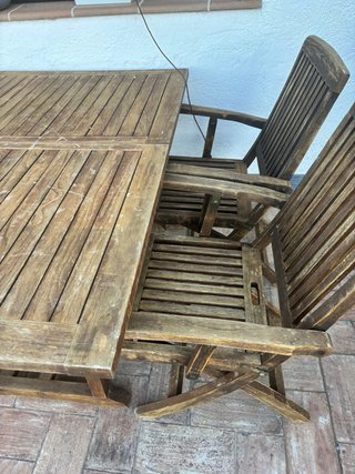 Tavolo da terrazzo in legno di teak