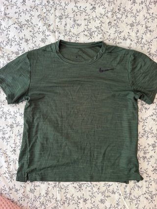 Camiseta Nike Verde Talla M