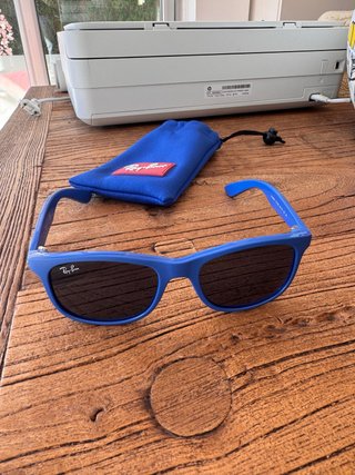 Gafas de sol Ray-Ban azules infantiles
