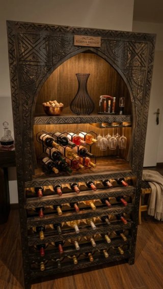 Cantinetta in legno rustica marocchina
