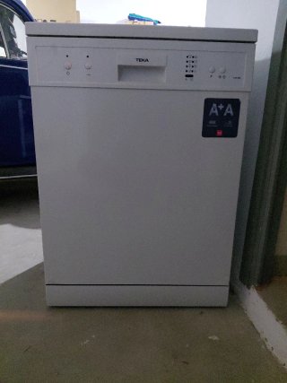 Lavavajillas TEKA A+A perfectamente funcionante.