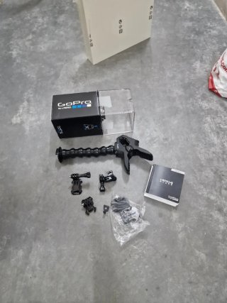 Caja y Accesorios GoPro HERO 4