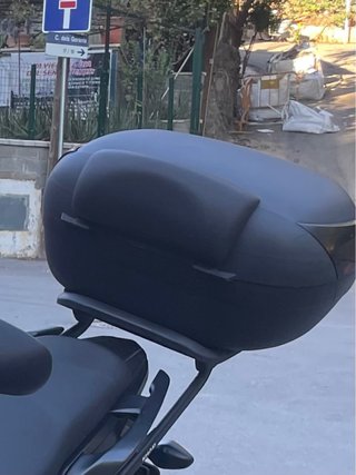 Baúl Shad 47L para moto