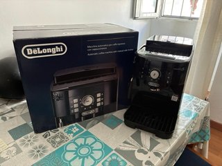 Delonghi Magnífica S Cafetera superautomática